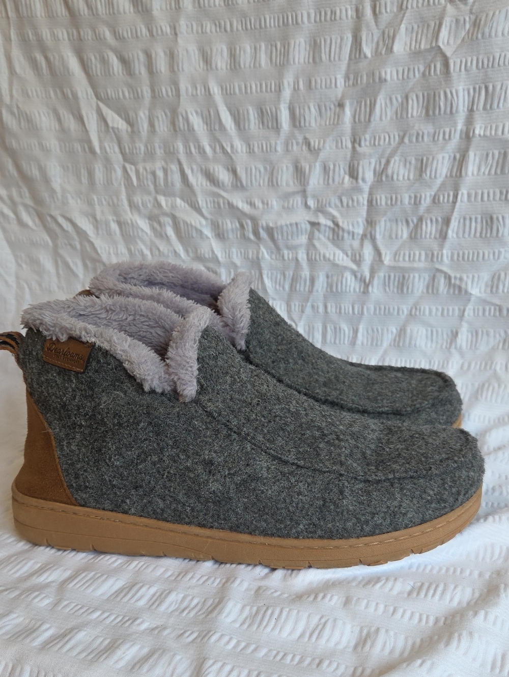 Dearfoams Cozy Comfort Men’s Felt Moc Toe Boot Slippers